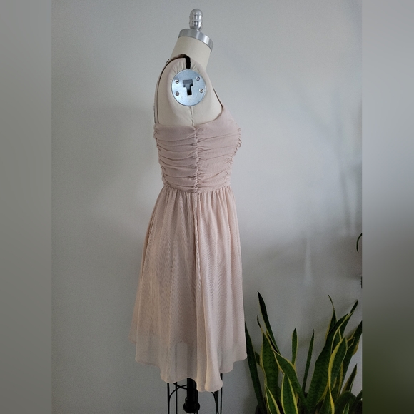 Zipper front ruched bodice dress - Picture 2 of 8